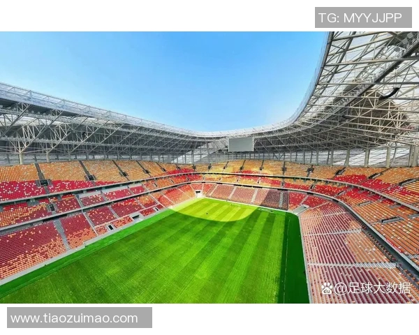 重庆当代力帆迎战江苏球队全力争胜展现足球魅力与激情对决